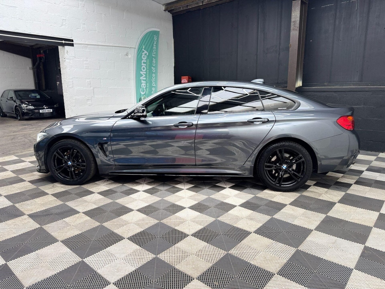 Used BMW 4 Series 2015 for sale - 77877997: Photo 17