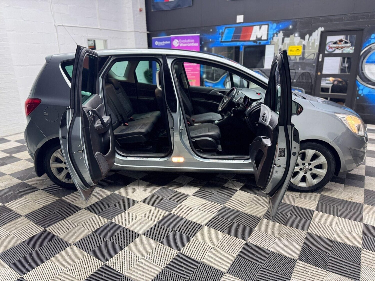 Used Vauxhall Meriva 2010 for sale - 77878000: Photo 22