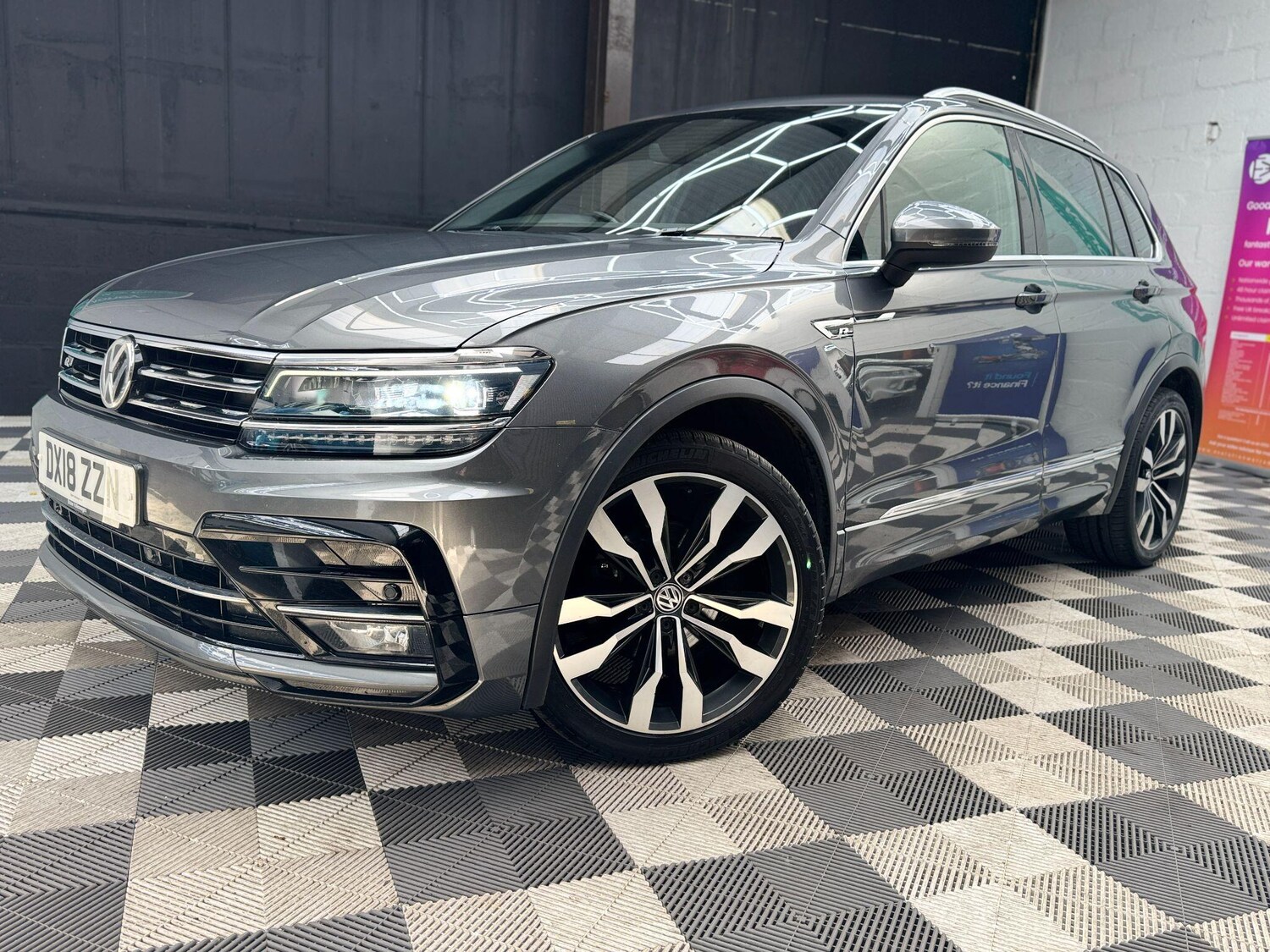 Used Volkswagen Tiguan 2018 for sale - 77838836: Photo 13