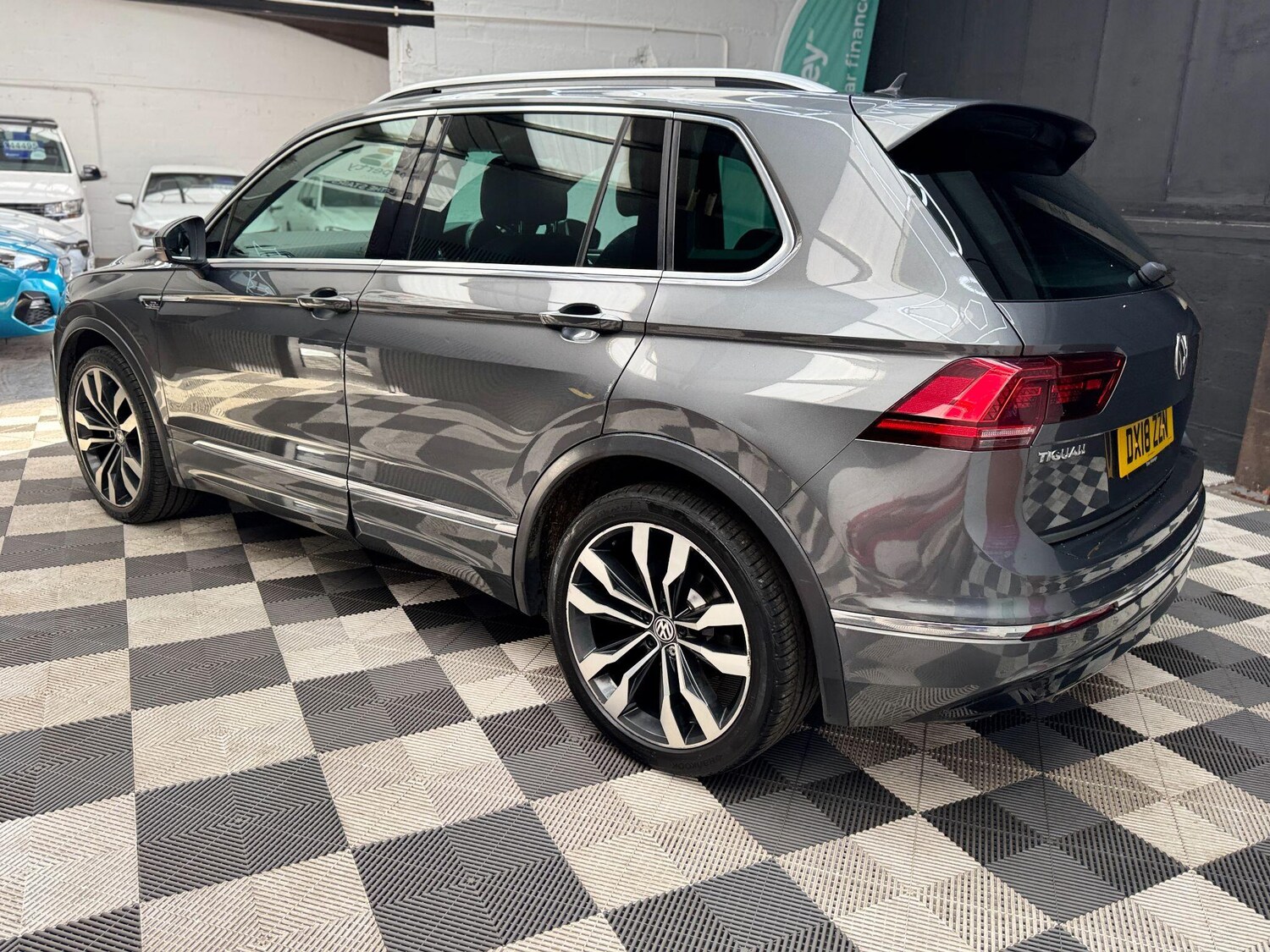 Used Volkswagen Tiguan 2018 for sale - 77838836: Photo 18