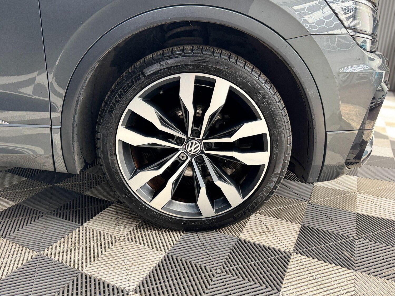 Used Volkswagen Tiguan 2018 for sale - 77838836: Photo 40