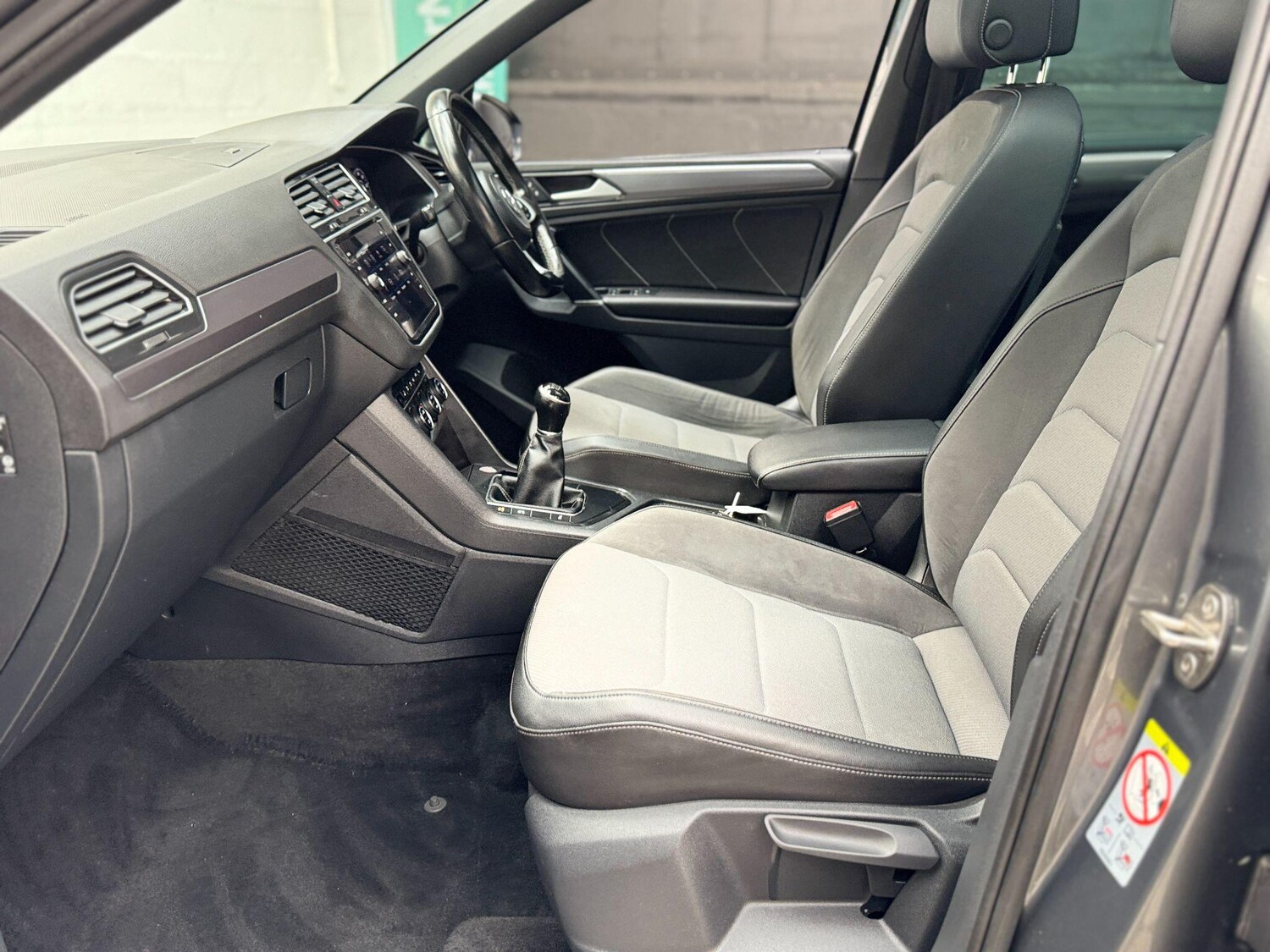 Used Volkswagen Tiguan 2018 for sale - 77838836: Photo 47