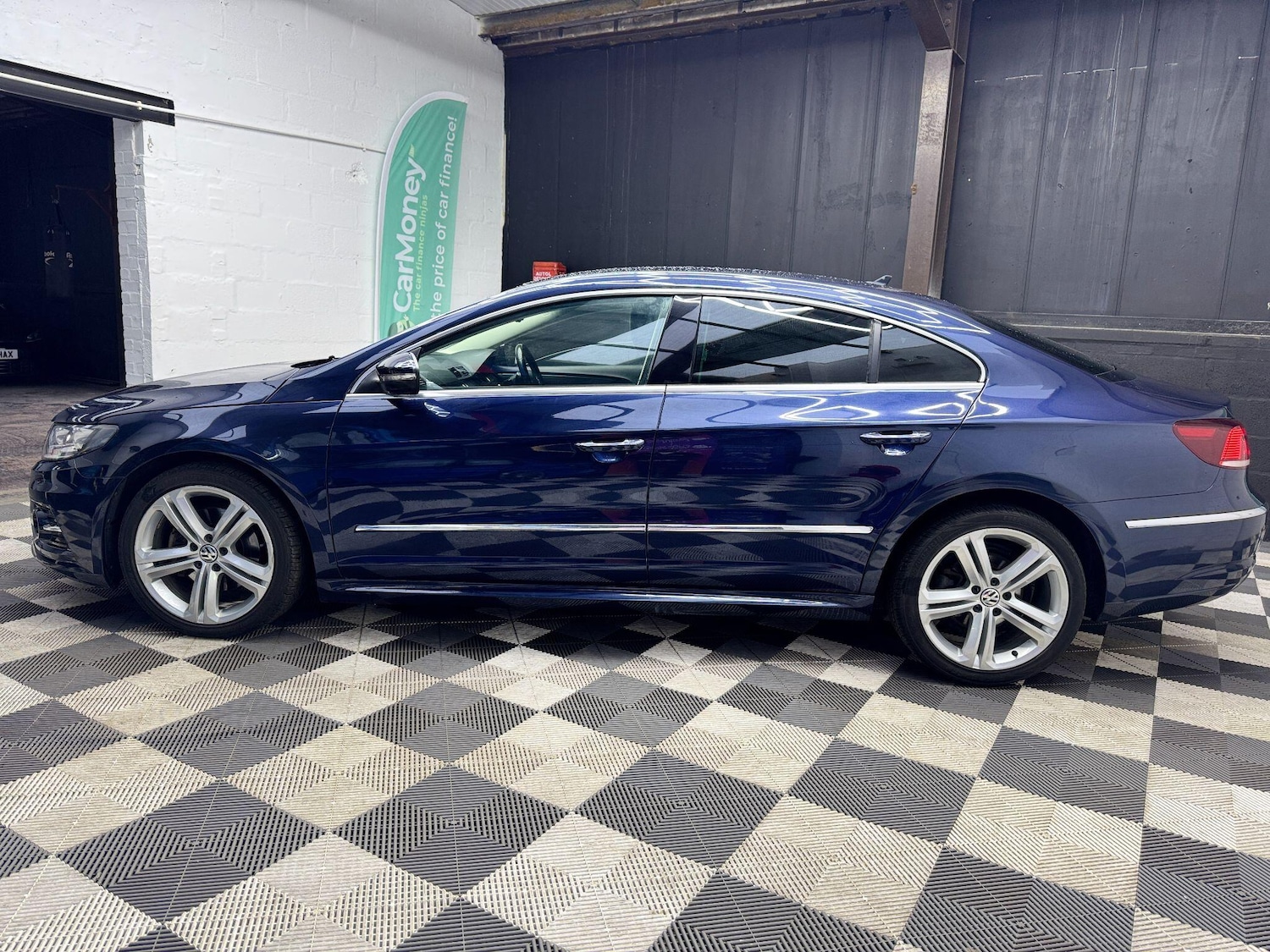 Used Volkswagen CC 2014 for sale - 77611869: Photo 14