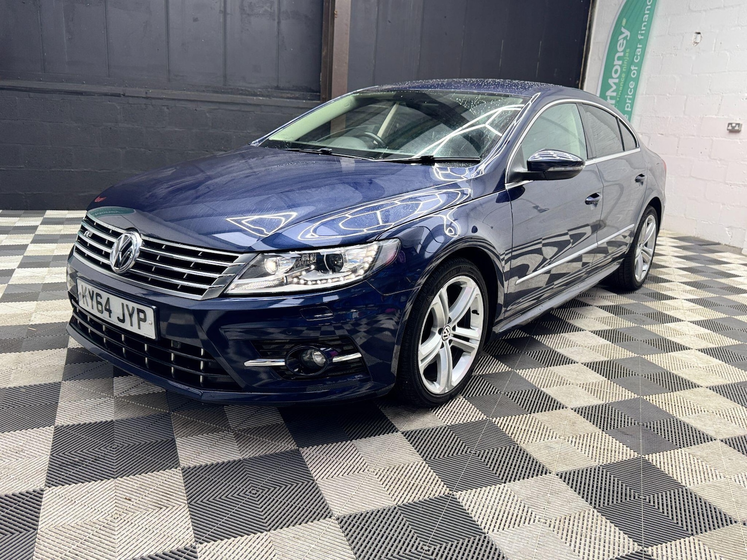 Used Volkswagen CC 2014 for sale - 77611869: Photo 3