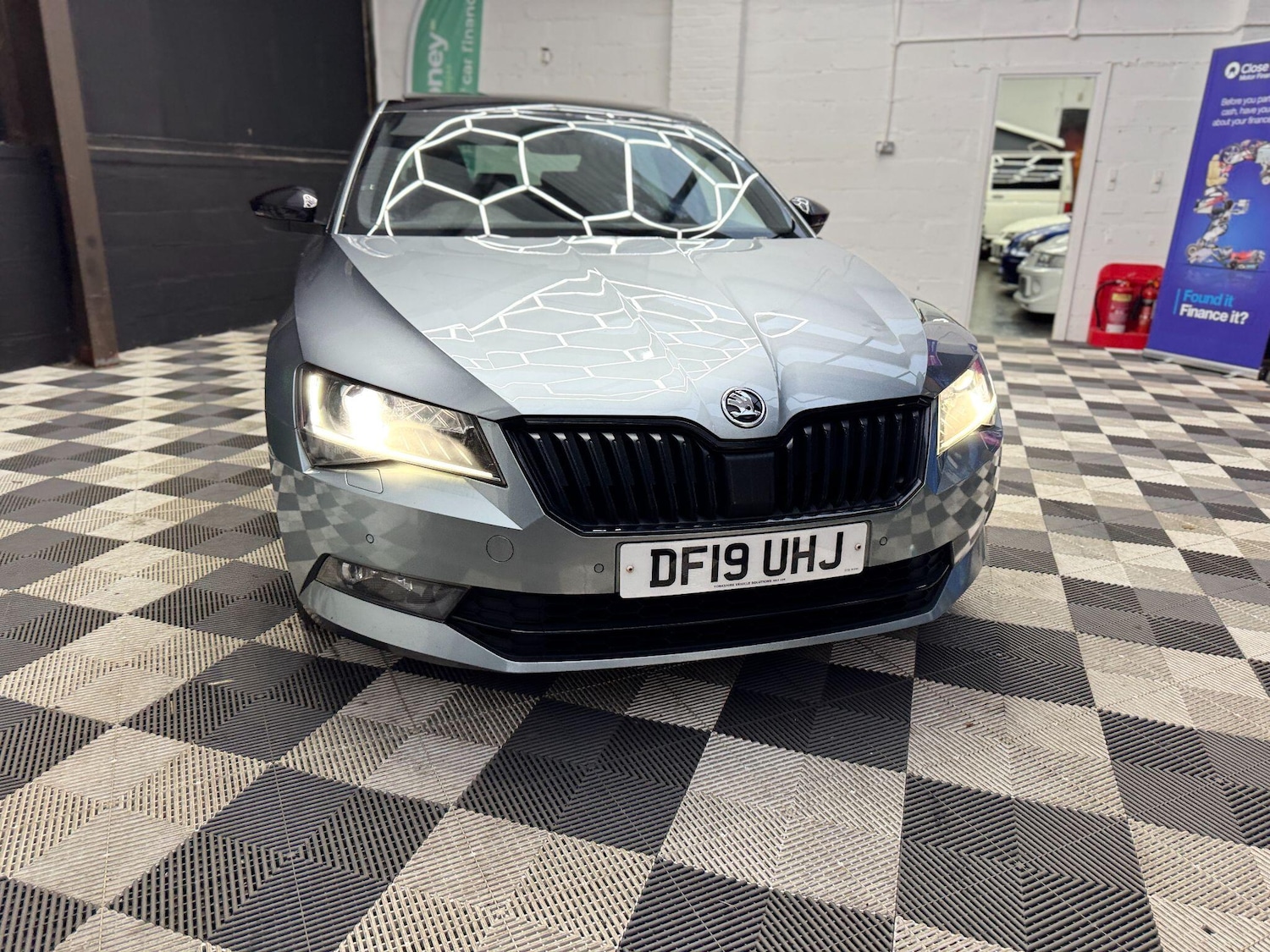 Used Skoda Superb 2019 for sale - 77612318: Photo 12