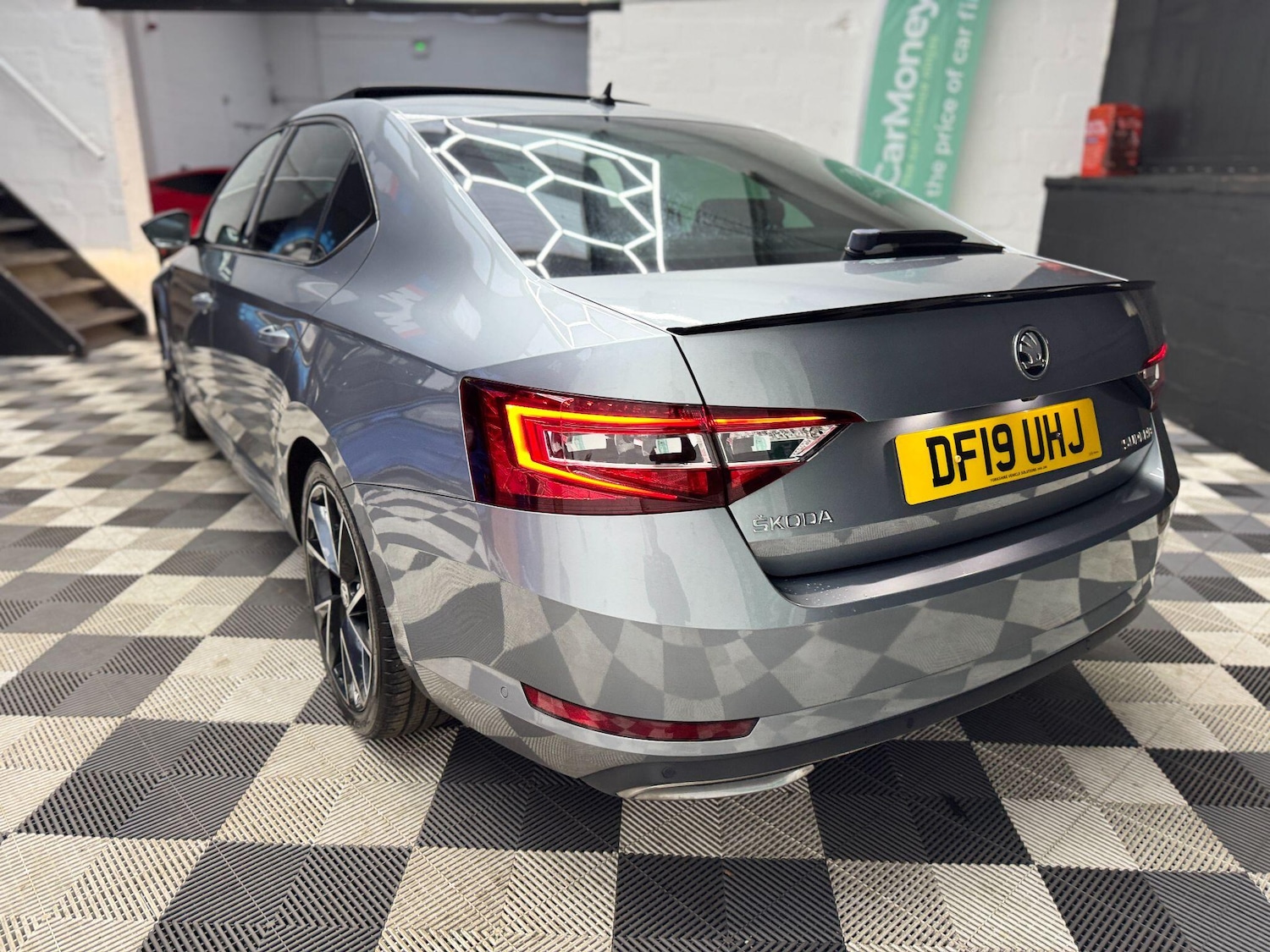 Used Skoda Superb 2019 for sale - 77612318: Photo 19