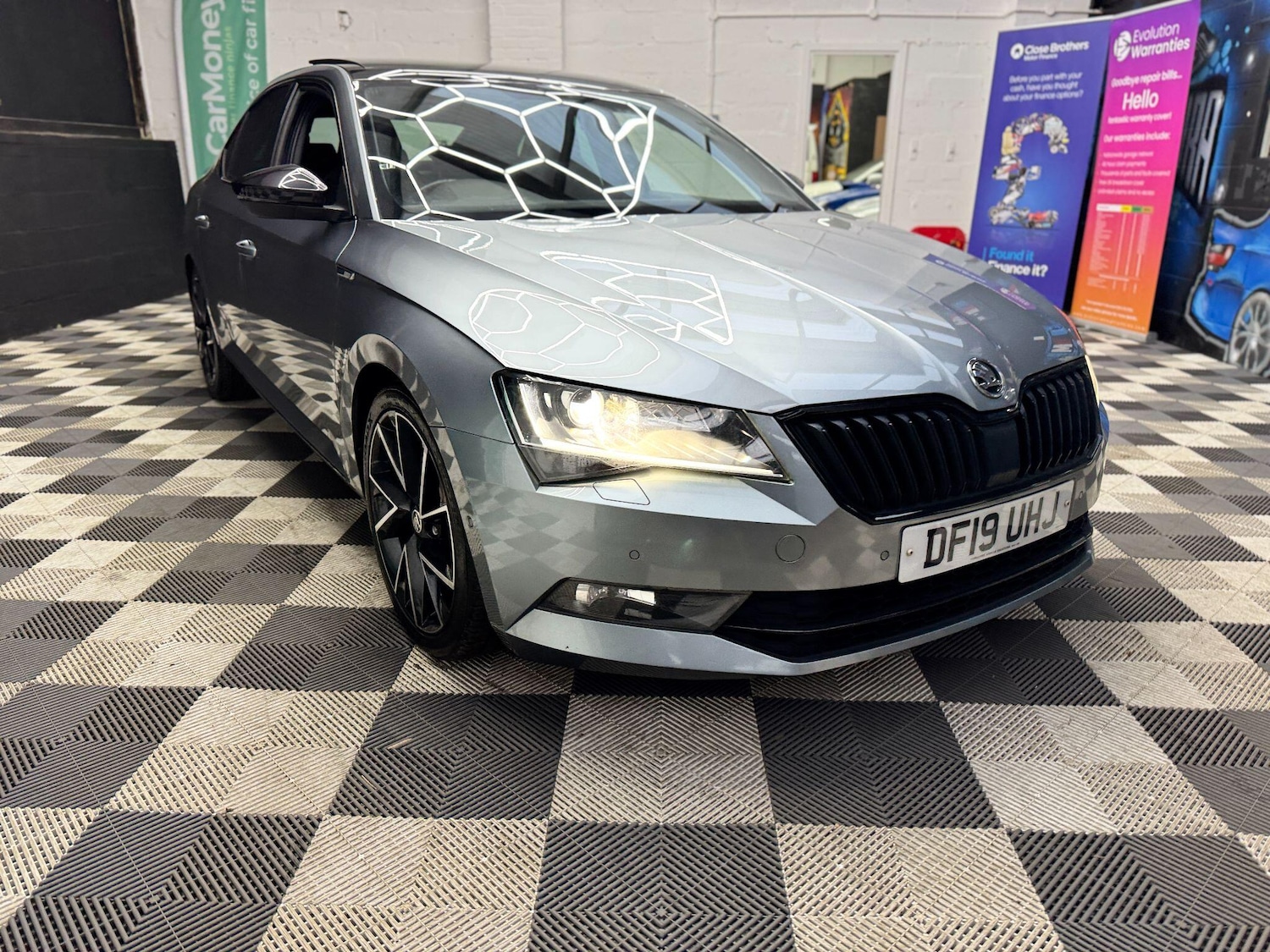 Used Skoda Superb 2019 for sale - 77612318: Photo 6