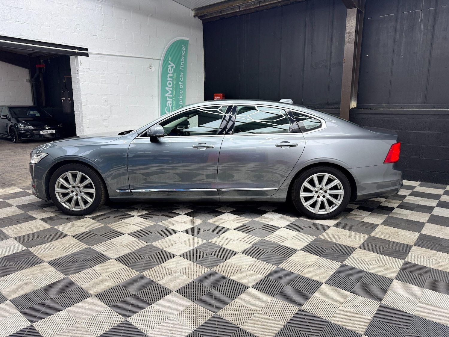 Used Volvo S90 2017 for sale - 77611668: Photo 17