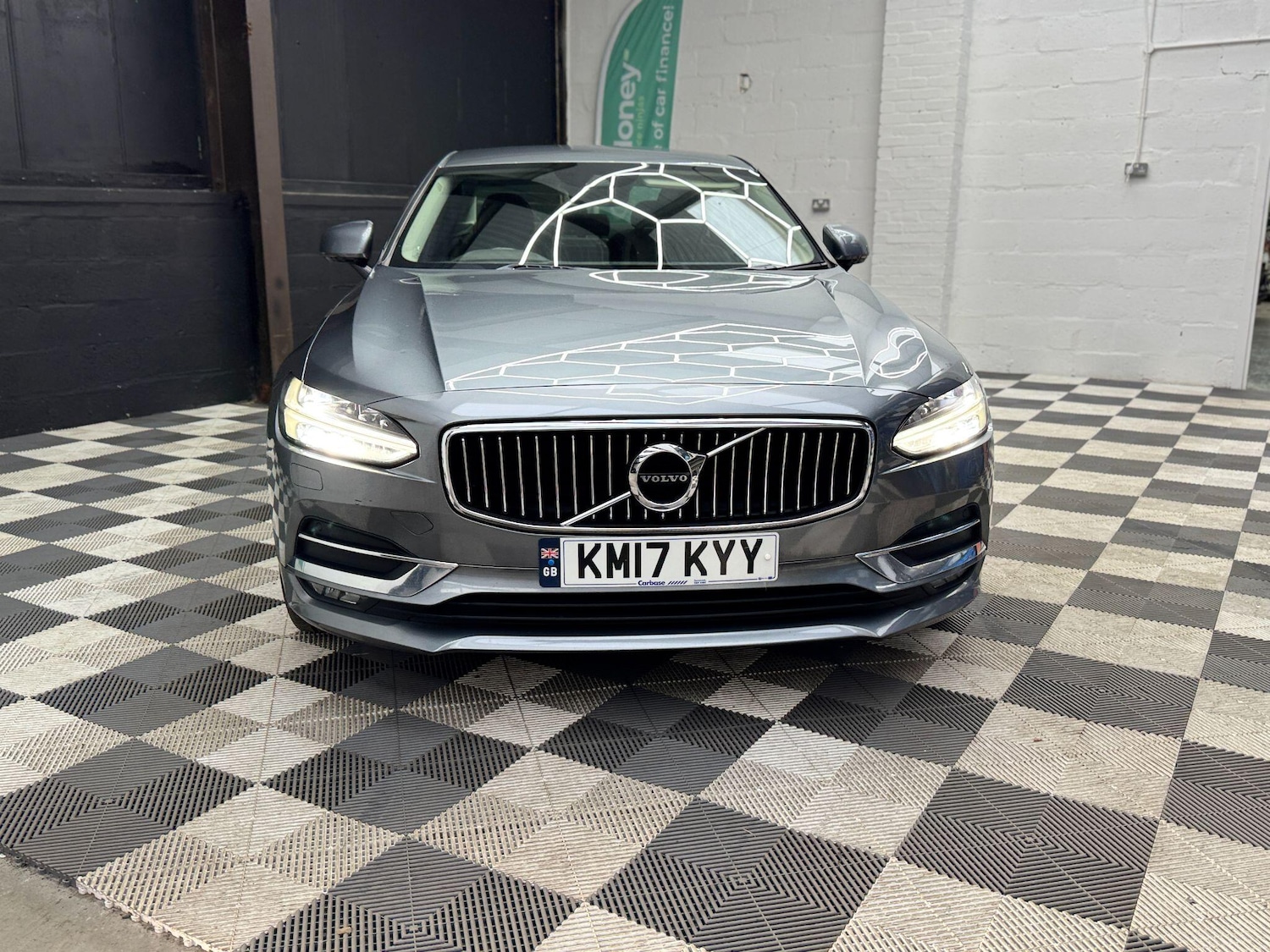 Used Volvo S90 2017 for sale - 77611668: Photo 8