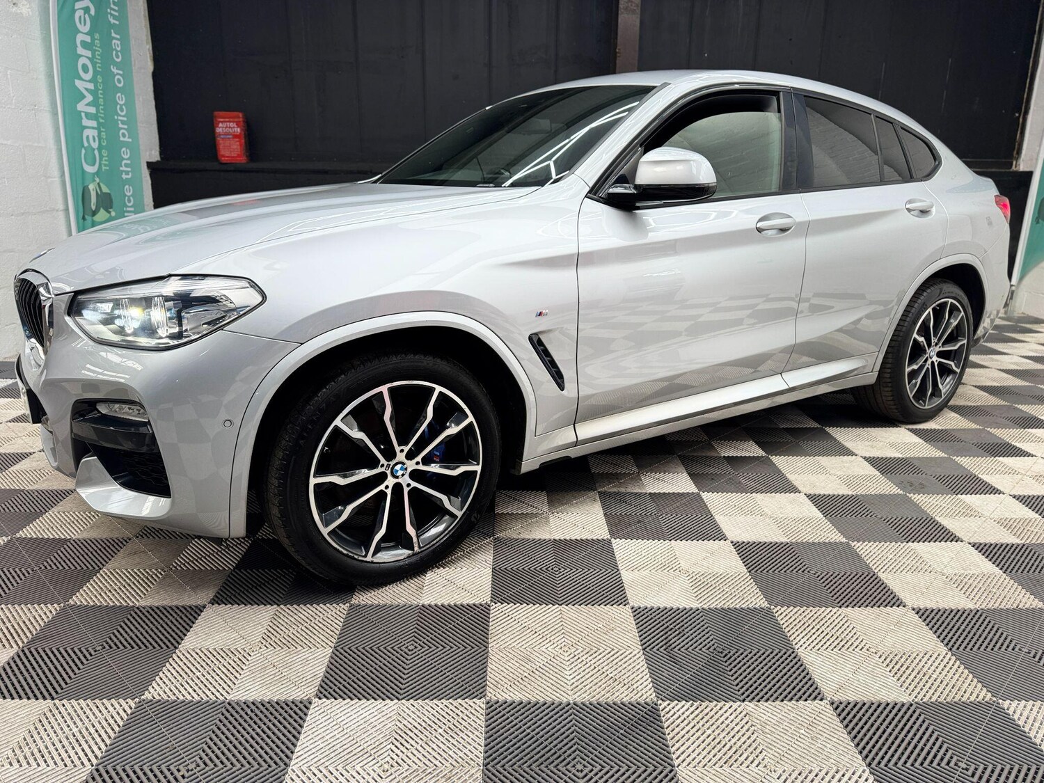 Used BMW X4 for sale - 77611412: Photo 14