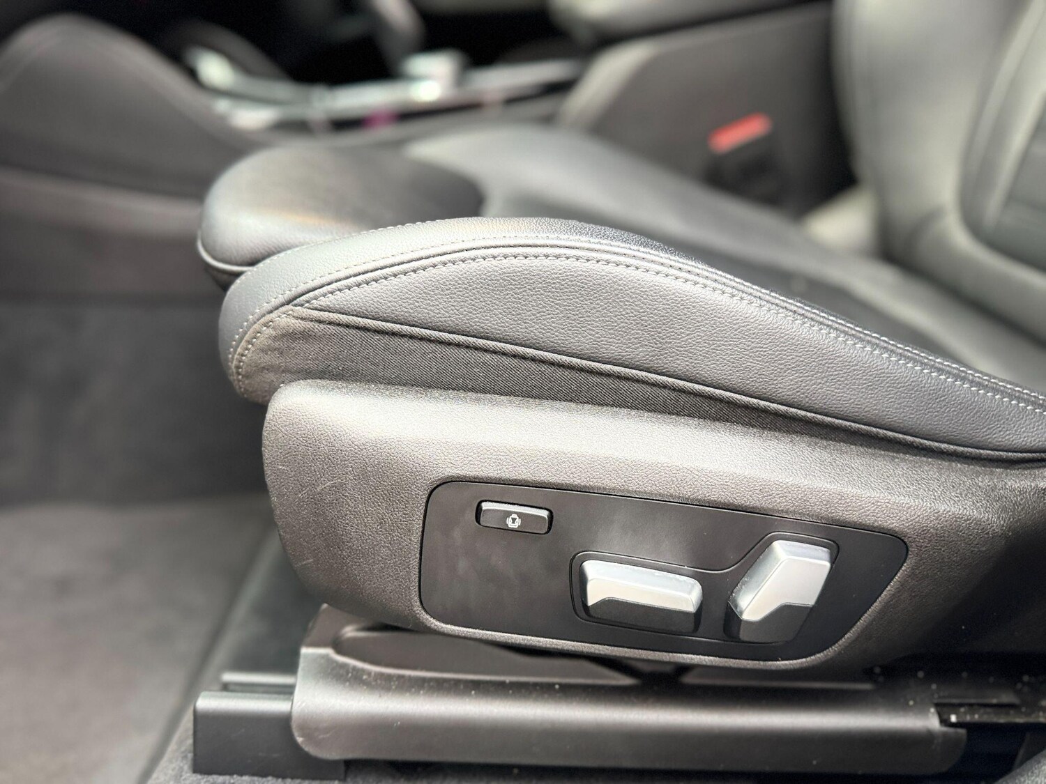 Used BMW X4 for sale - 77611412: Photo 26