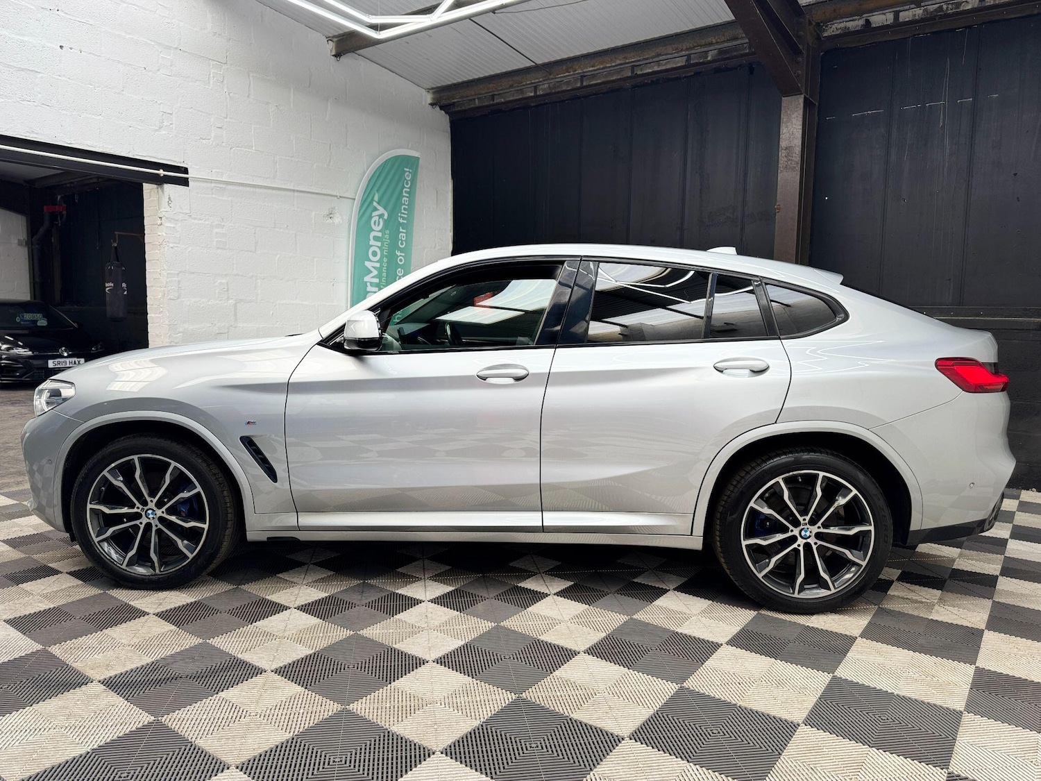 Used BMW X4 for sale - 77611412: Photo 5