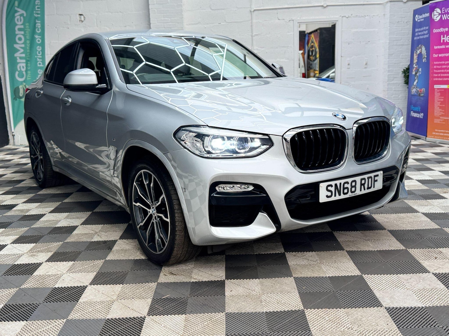 Used BMW X4 for sale - 77611412: Photo 9