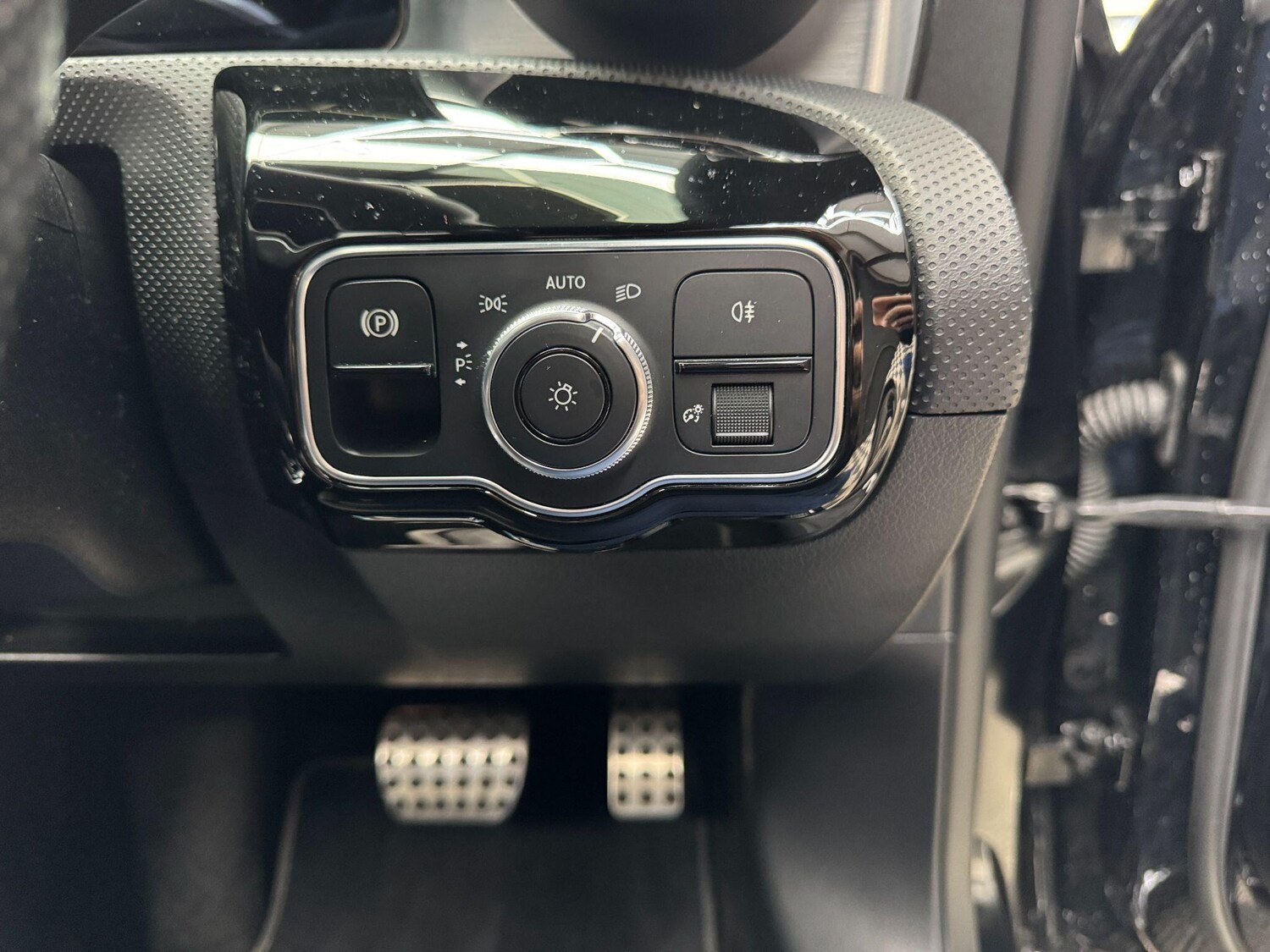 Used Mercedes-Benz CLA 2021 for sale - 77611595: Photo 41