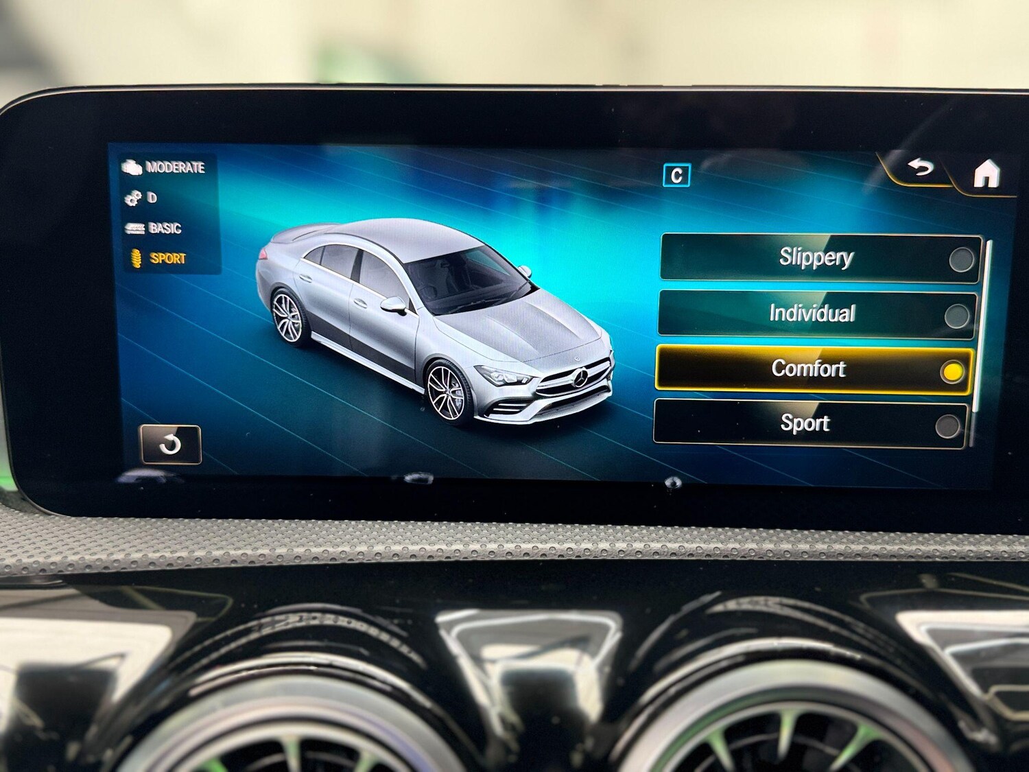 Used Mercedes-Benz CLA 2021 for sale - 77611595: Photo 50