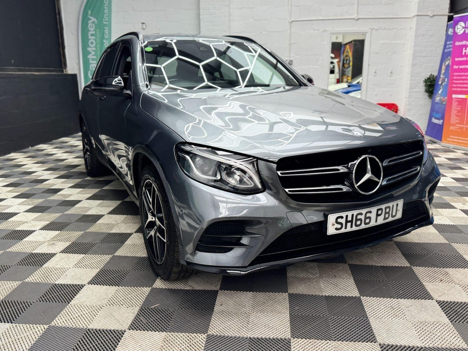 Used Mercedes-Benz GLC 2016 for sale - 77878011: Photo 2