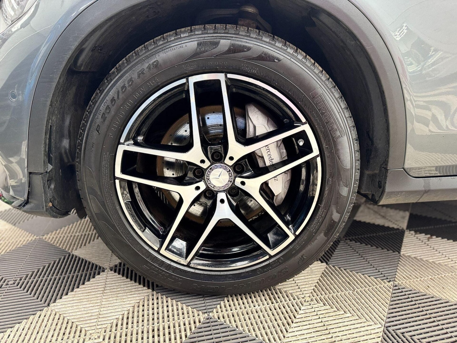 Used Mercedes-Benz GLC 2016 for sale - 77878011: Photo 32