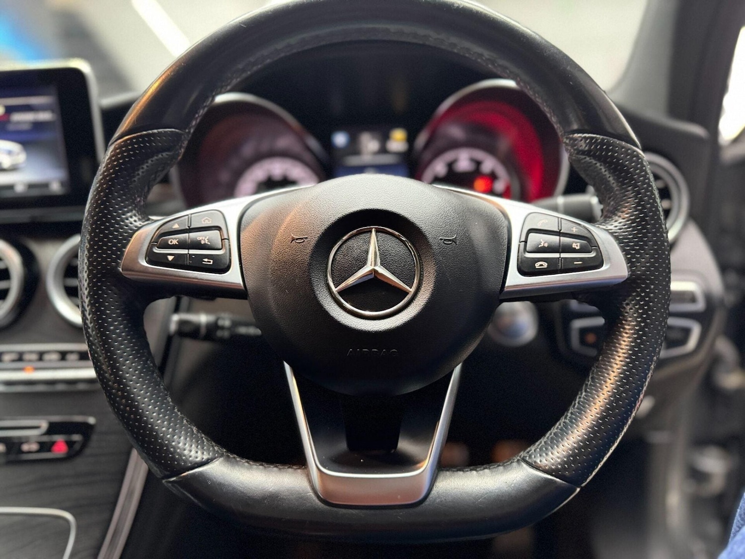 Used Mercedes-Benz GLC 2016 for sale - 77878011: Photo 36