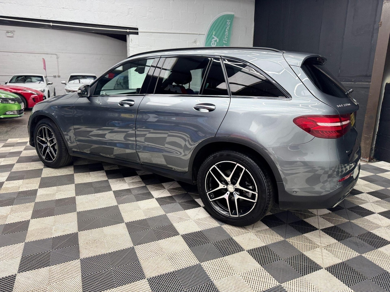 Used Mercedes-Benz GLC 2016 for sale - 77878011: Photo 5