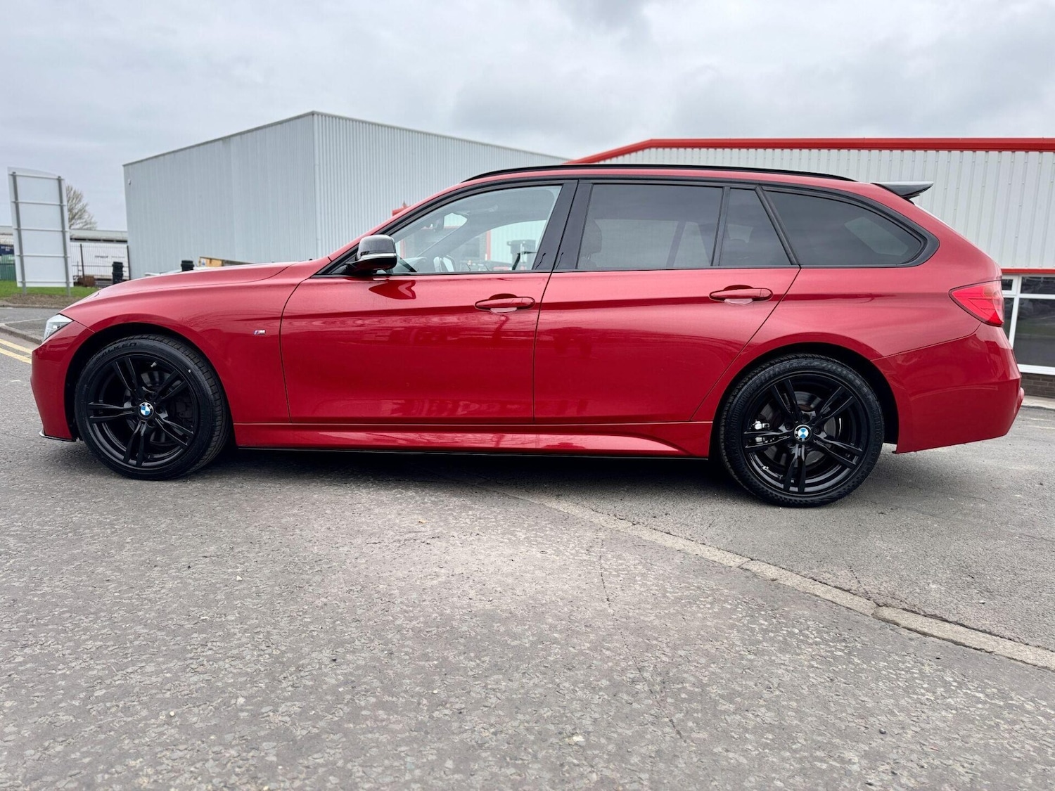 Used BMW 3 Series 2015 for sale - 77952100: Photo 22