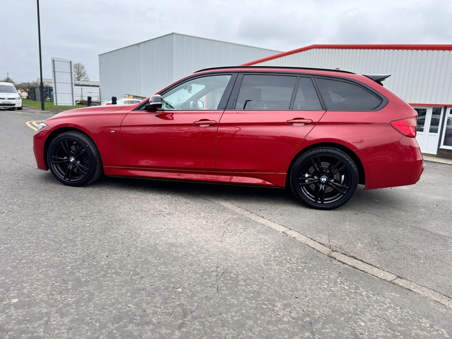 Used BMW 3 Series 2015 for sale - 77952100: Photo 23