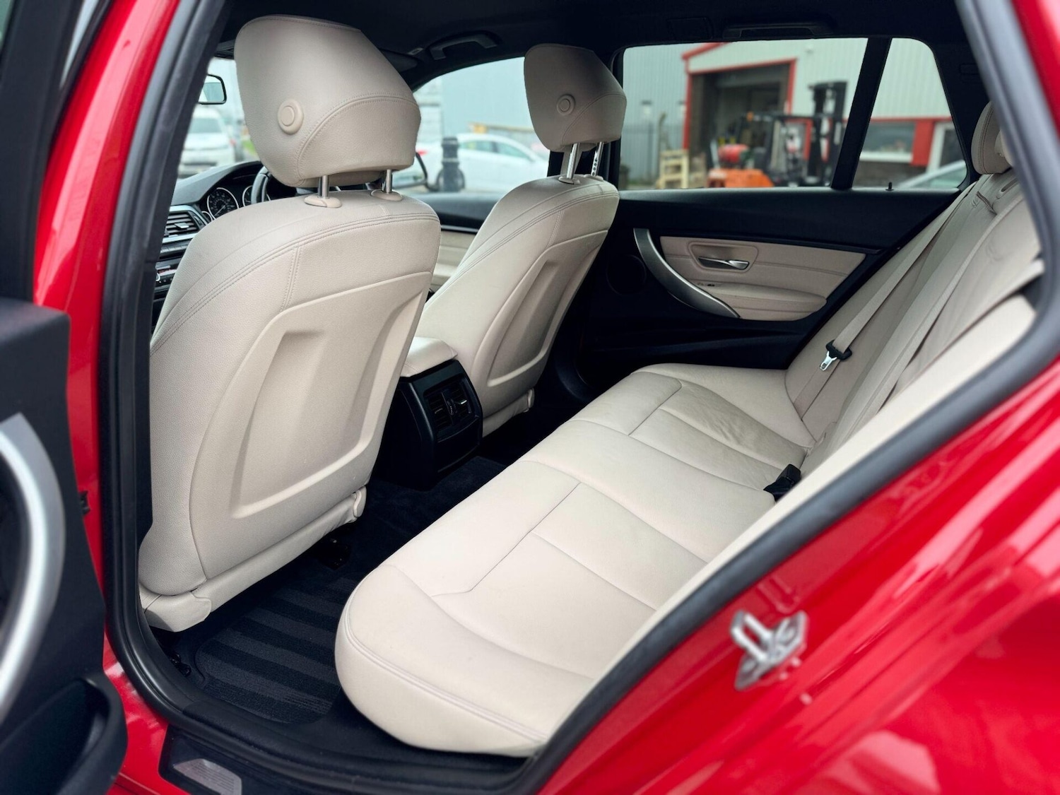 Used BMW 3 Series 2015 for sale - 77952100: Photo 37