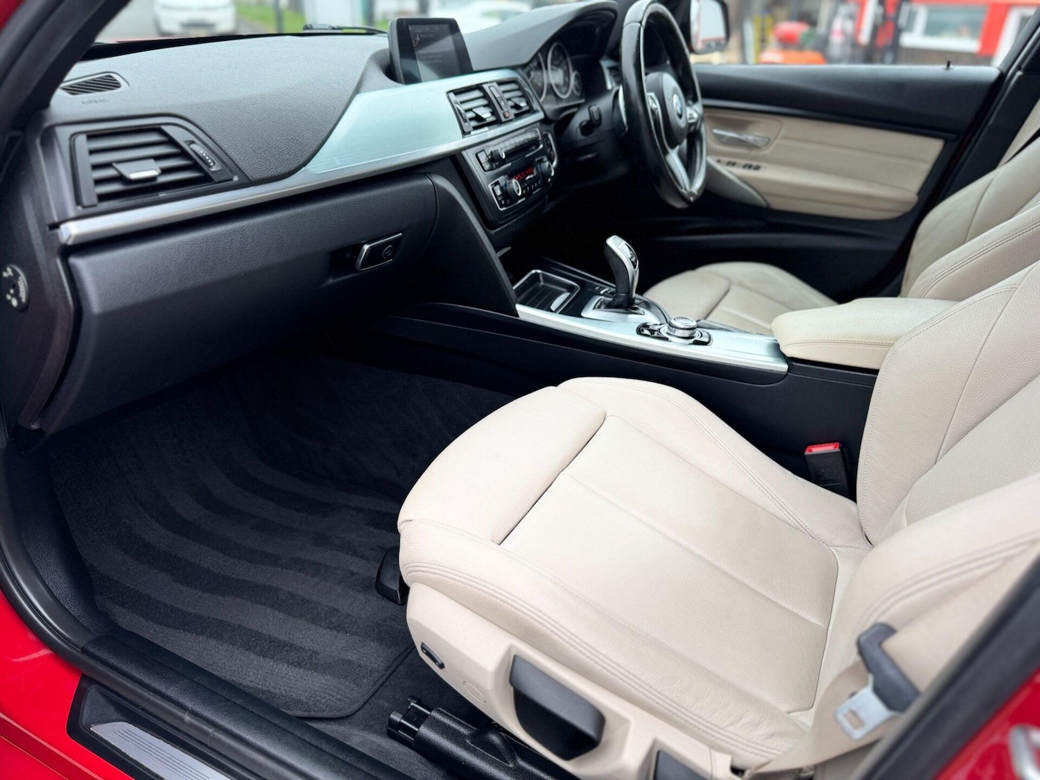 Used BMW 3 Series 2015 for sale - 77952100: Photo 47