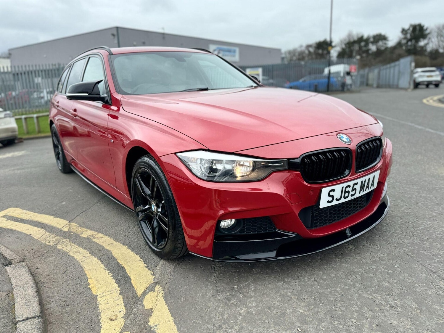 Used BMW 3 Series 2015 for sale - 77952100: Photo 9