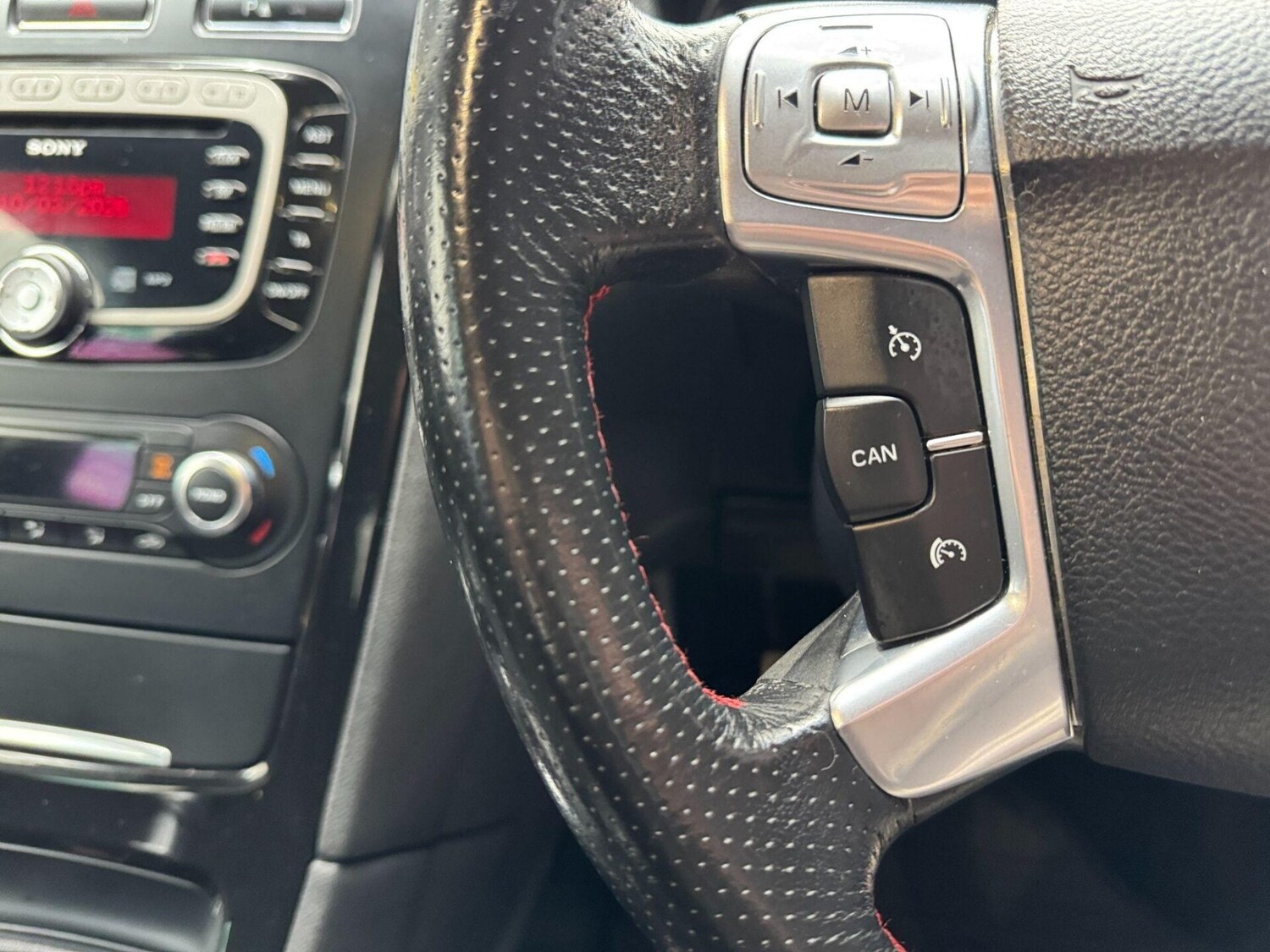 Used Ford Mondeo 2012 for sale - 77878046: Photo 26