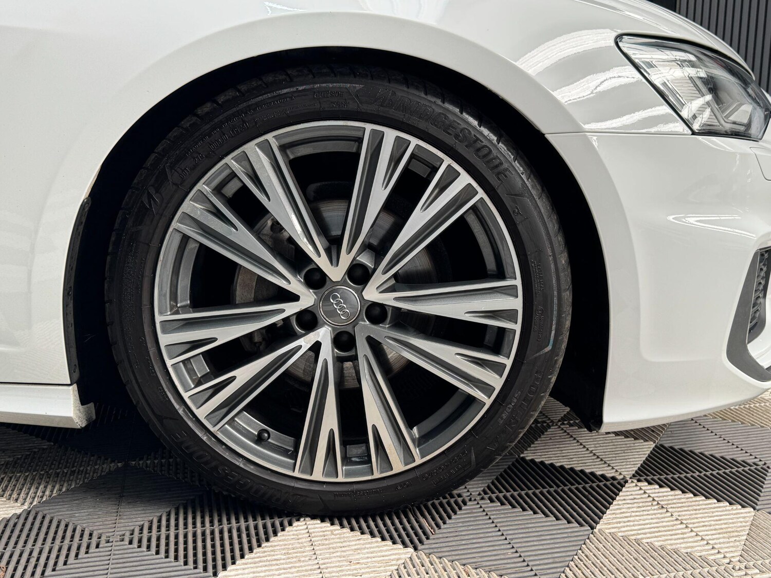 Used Audi A6 Saloon for sale - 77768160: Photo 41