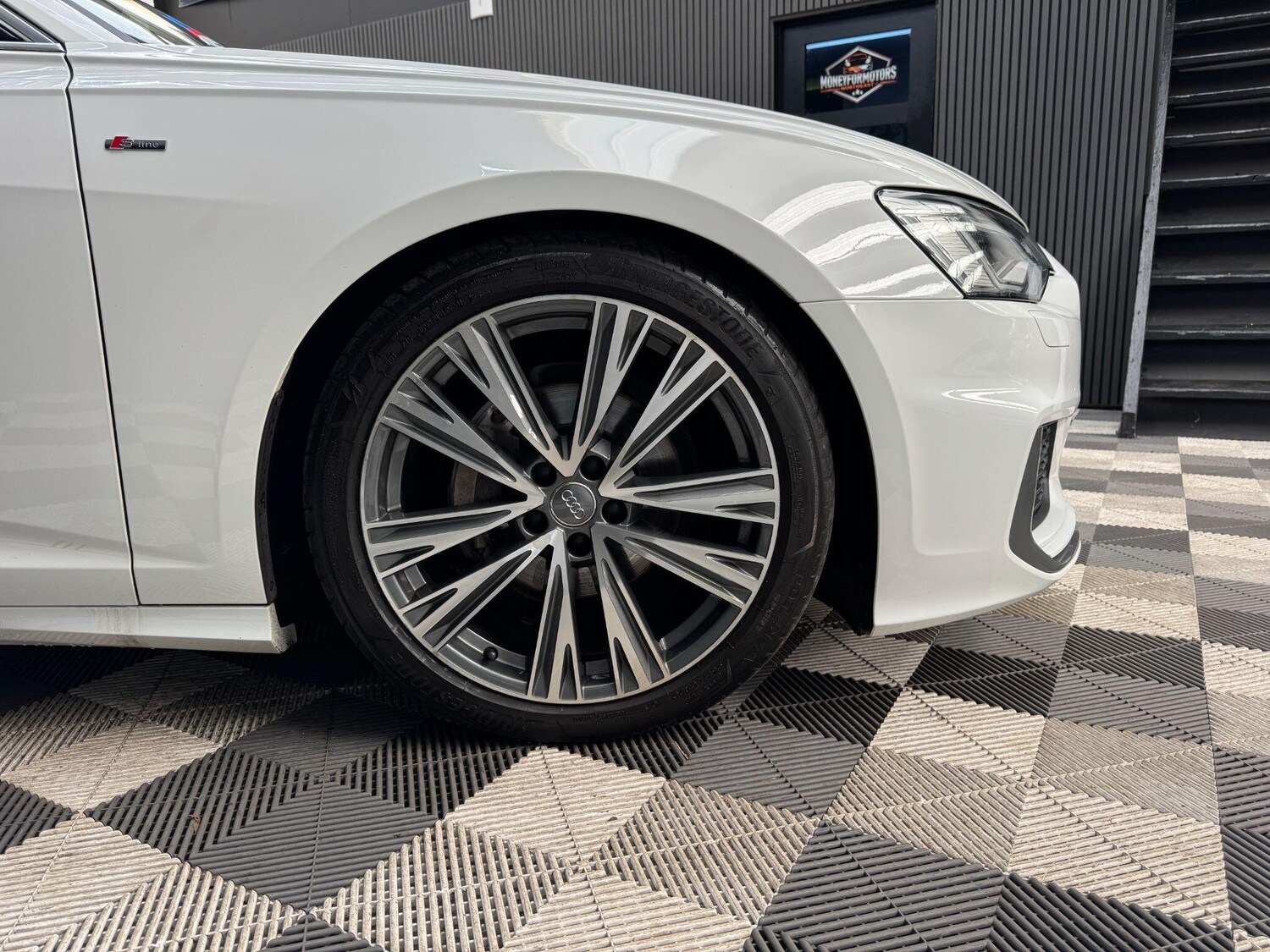 Used Audi A6 Saloon for sale - 77768160: Photo 42