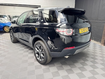 Used Land Rover Discovery Sport 2018 for sale - 78655881: Photo