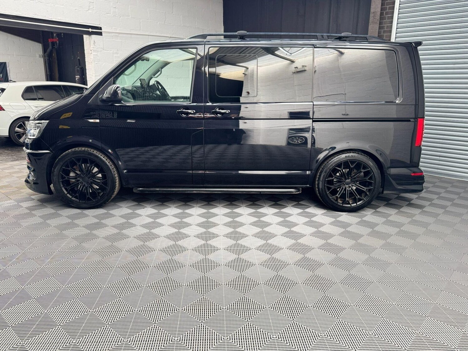 Used Volkswagen Transporter 2019 for sale - 78111885: Photo 18