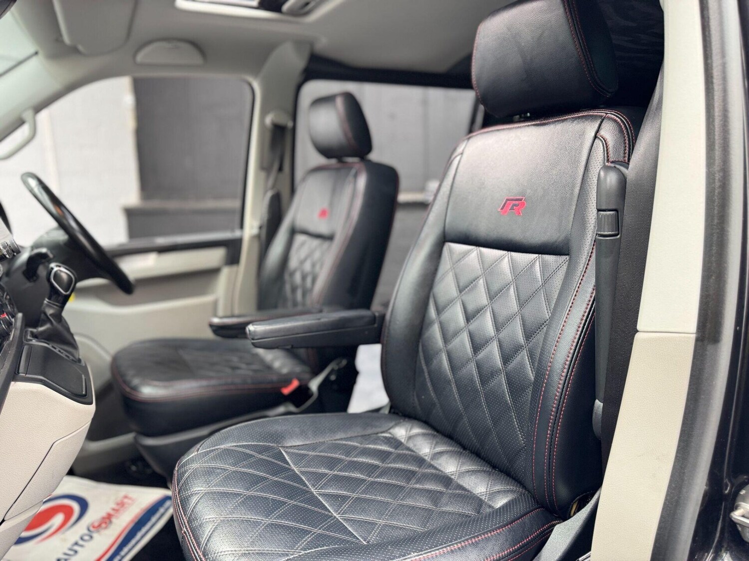 Used Volkswagen Transporter 2019 for sale - 78111885: Photo 36