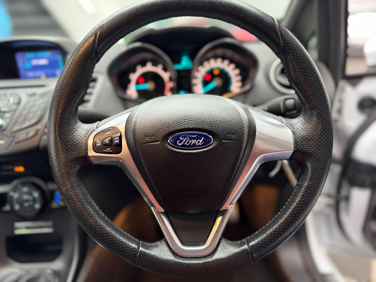 Used Ford Fiesta 2017 for sale - 77611488: Photo 33