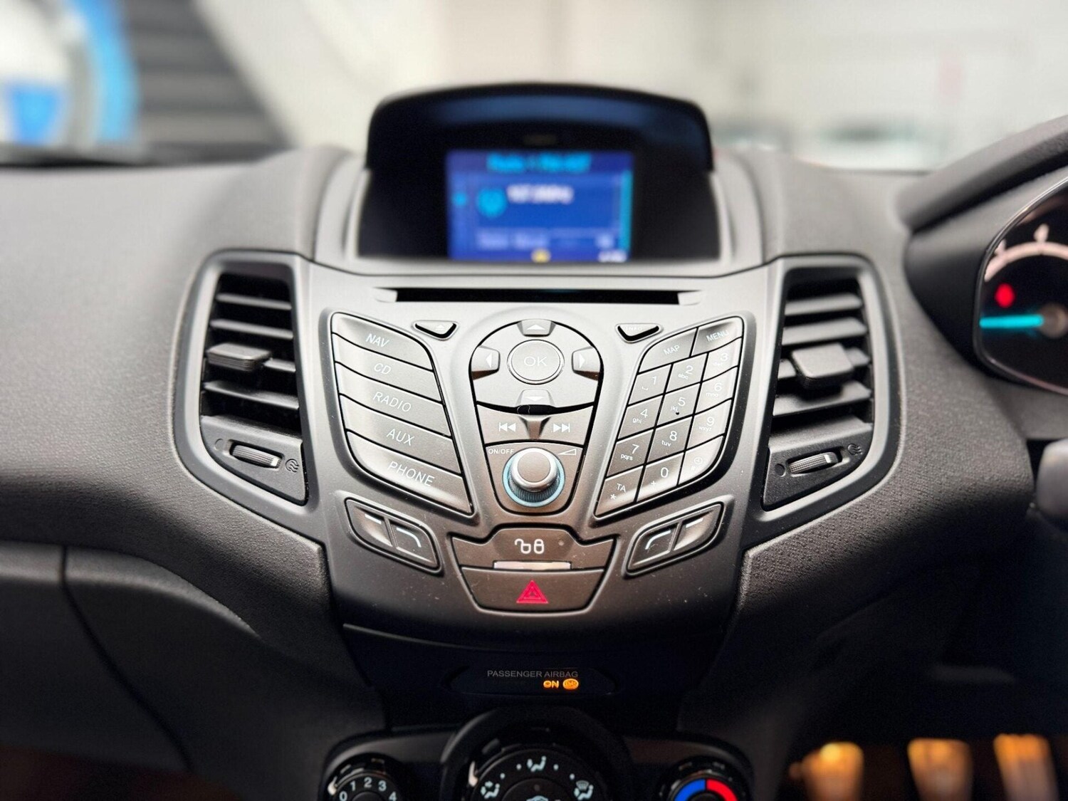 Used Ford Fiesta 2017 for sale - 77878036: Photo 31