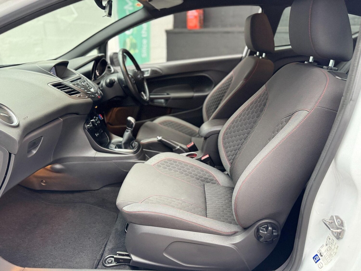 Used Ford Fiesta 2017 for sale - 77878036: Photo 34