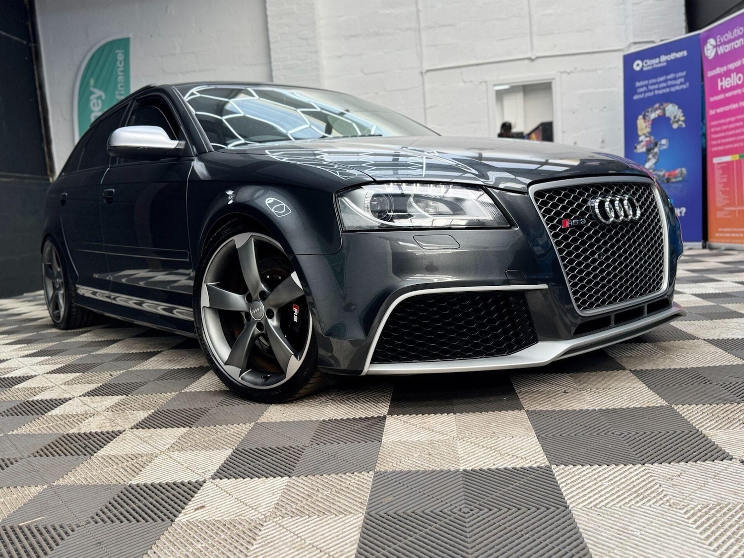 Used Audi RS3 2011 for sale - 77878016: Photo 1