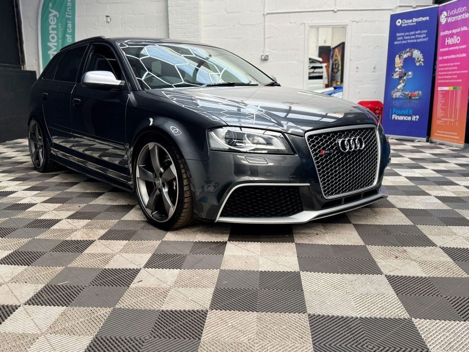 Used Audi RS3 2011 for sale - 77878016: Photo 7
