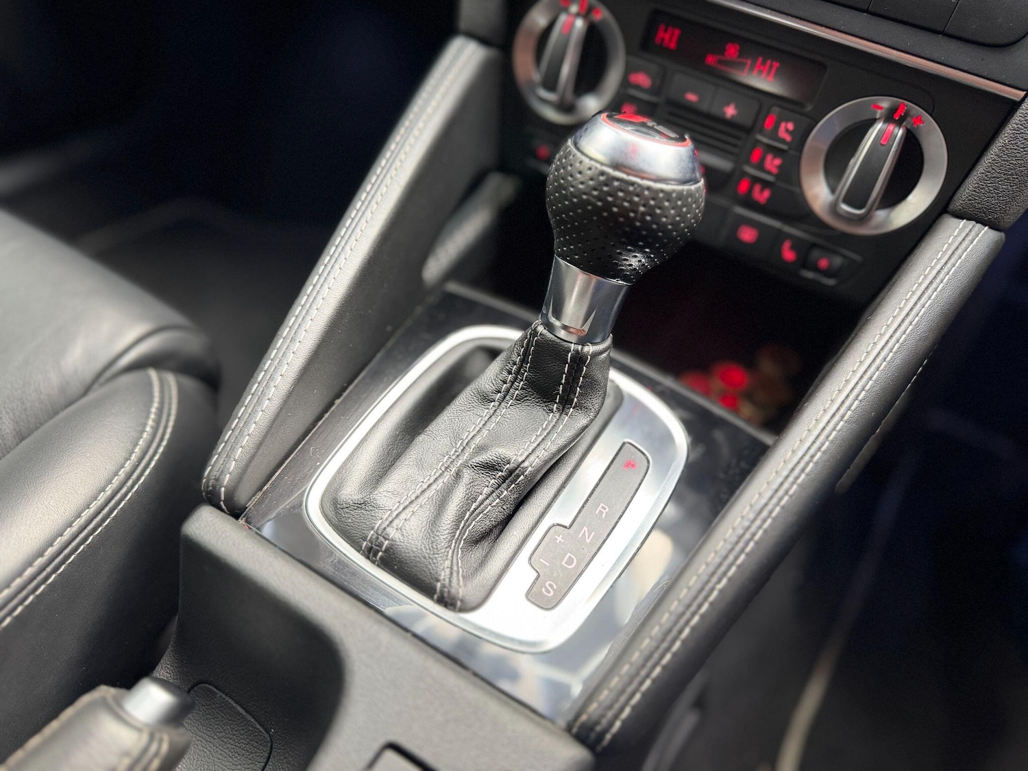 Used Audi RS3 2011 for sale - 77611637: Photo 25