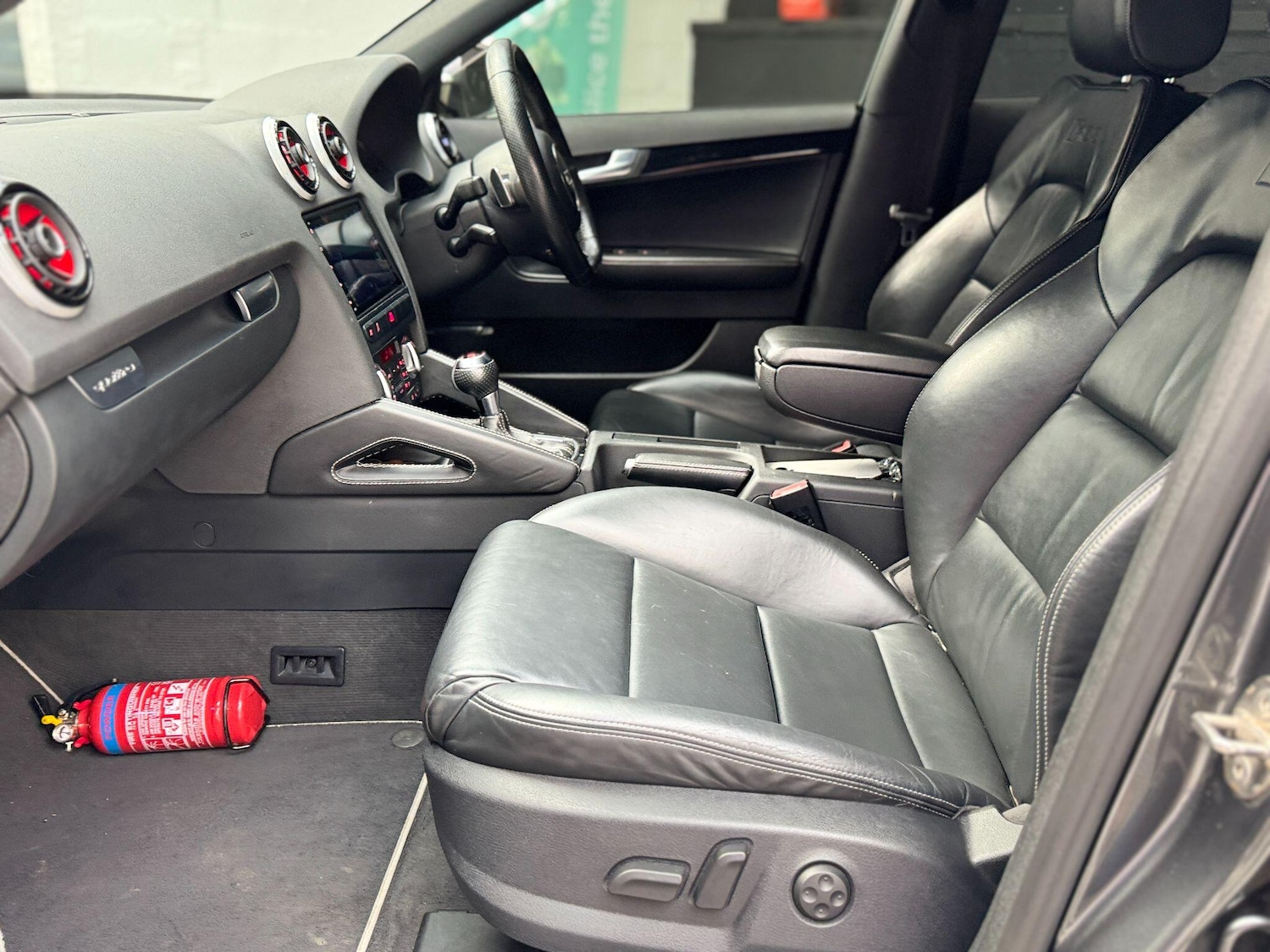 Used Audi RS3 2011 for sale - 77611637: Photo 38