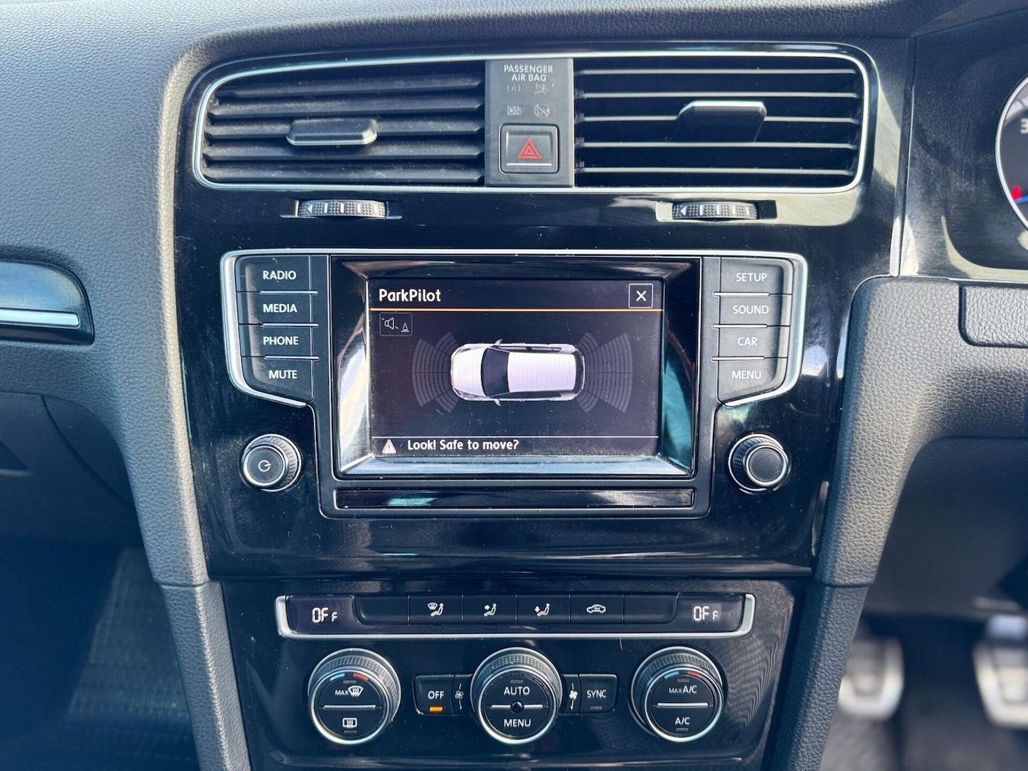 Used Volkswagen Golf 2014 for sale - 77902665: Photo 27