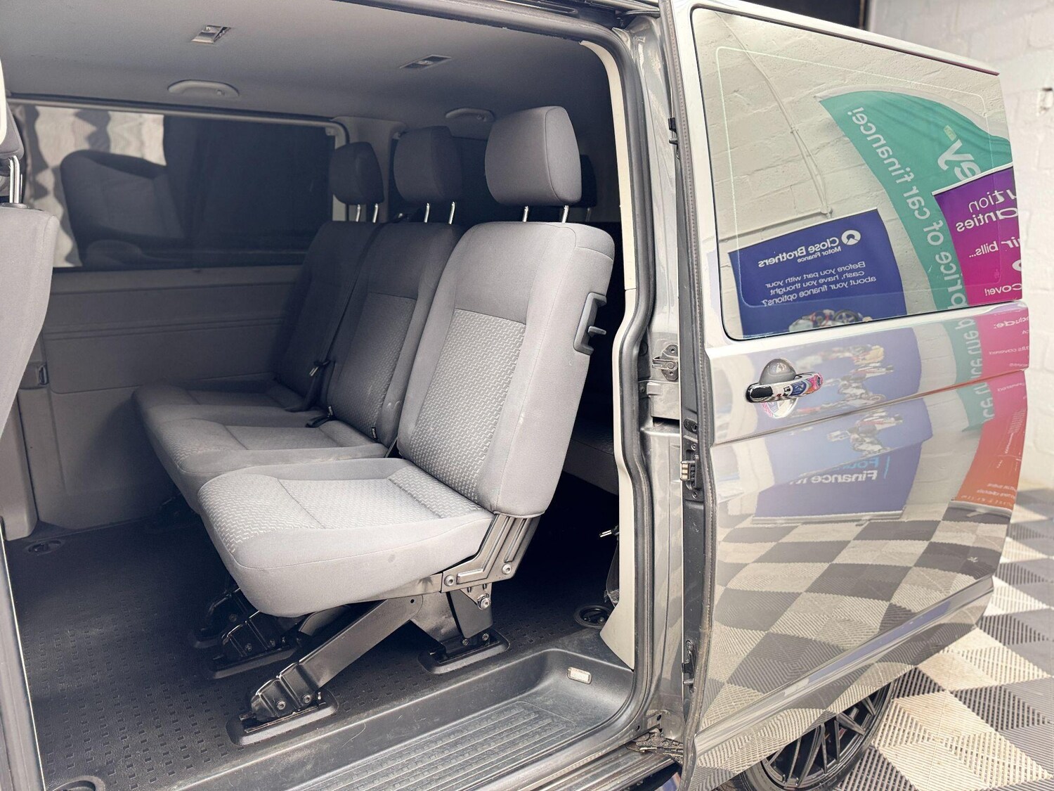 Used Volkswagen Transporter Shuttle for sale - 77807886: Photo 35