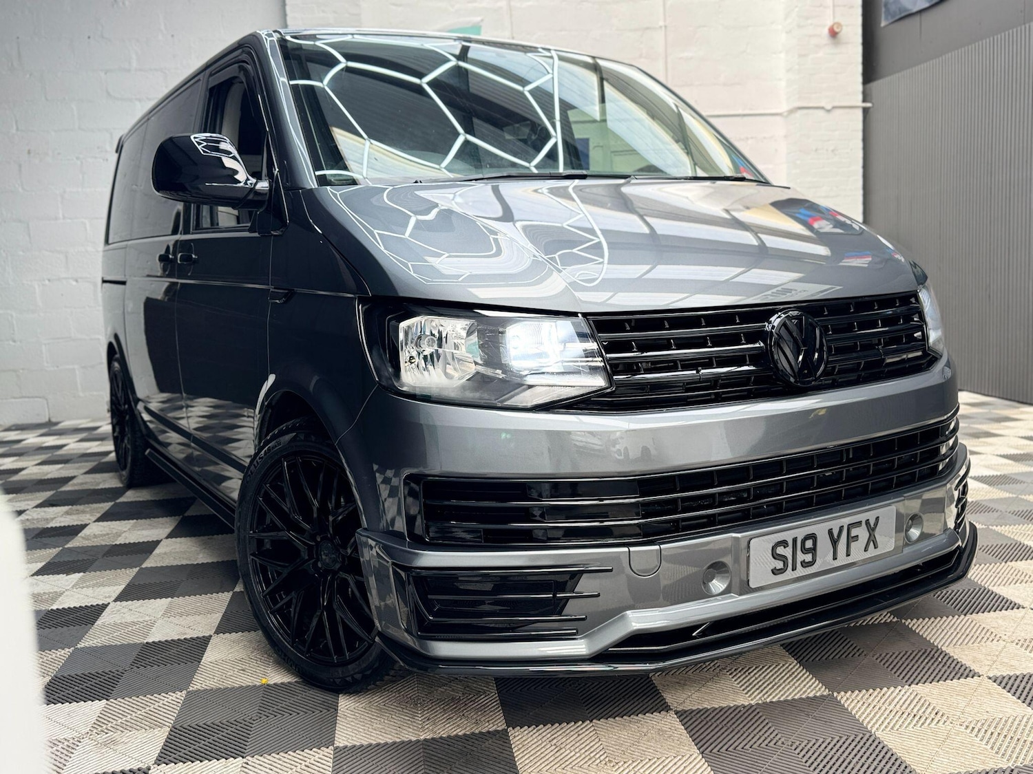 Used Volkswagen Transporter Shuttle for sale - 77807886: Photo 5