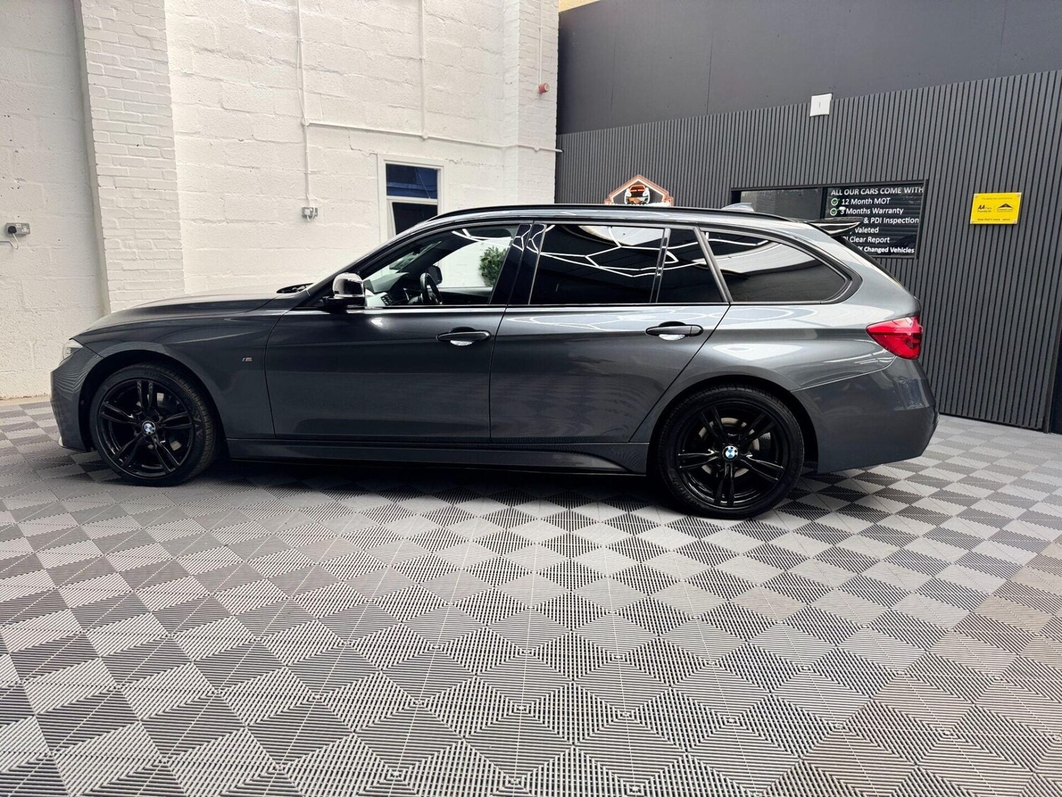 Used BMW 3 Series 2017 for sale - 78164611: Photo 16