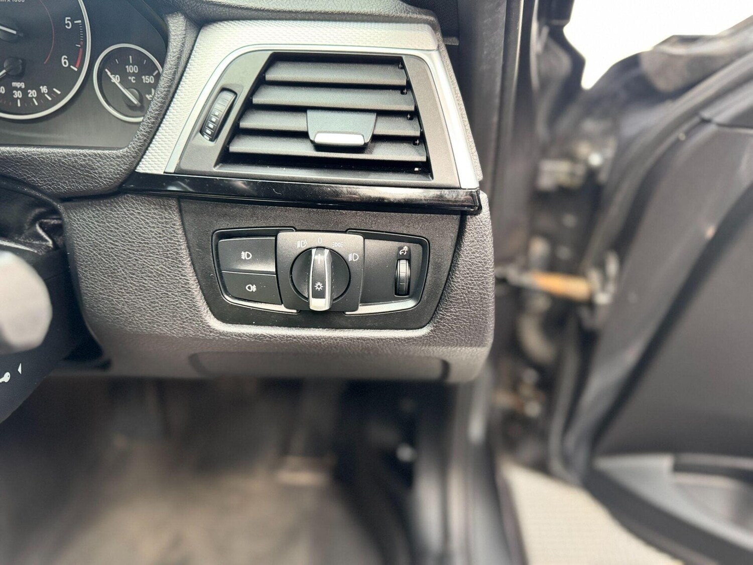 Used BMW 3 Series 2017 for sale - 78164611: Photo 31