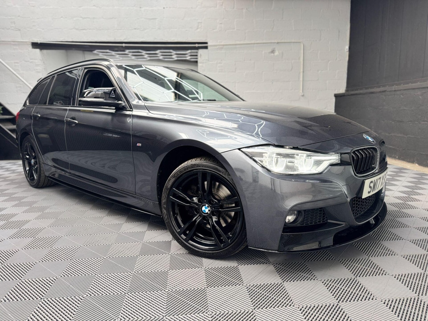 Used BMW 3 Series 2017 for sale - 78164611: Photo 5