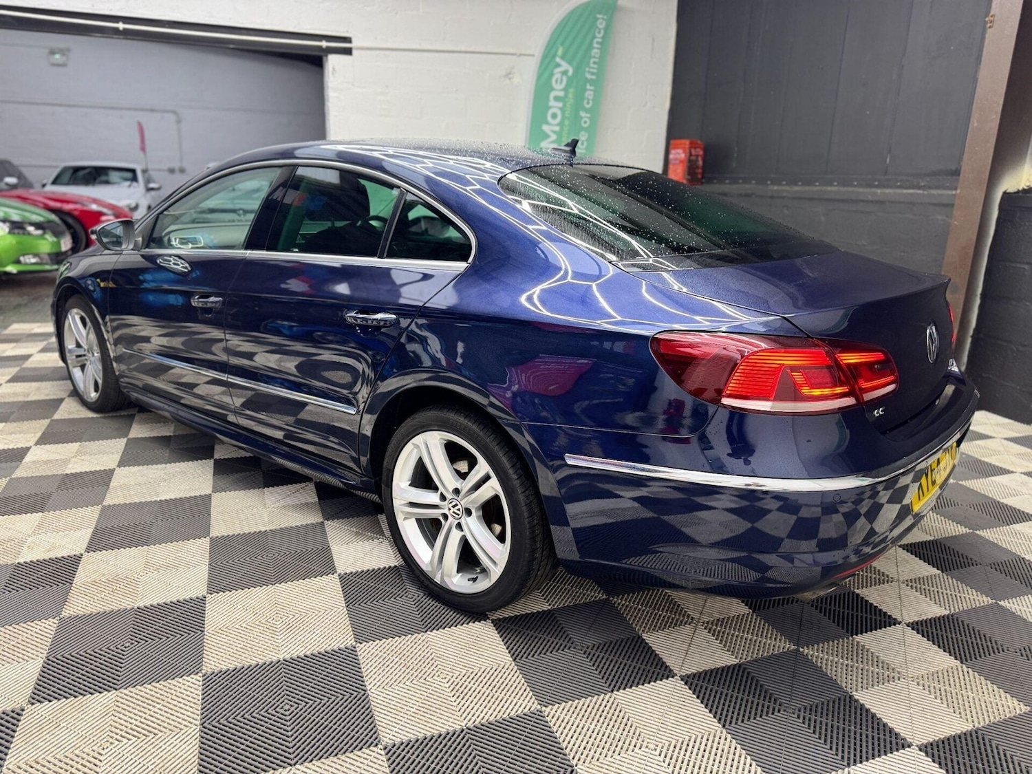 Used Volkswagen CC 2014 for sale - 77878050: Photo 4