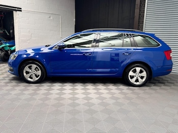 Used Skoda Octavia 2020 for sale - 79104620: Photo