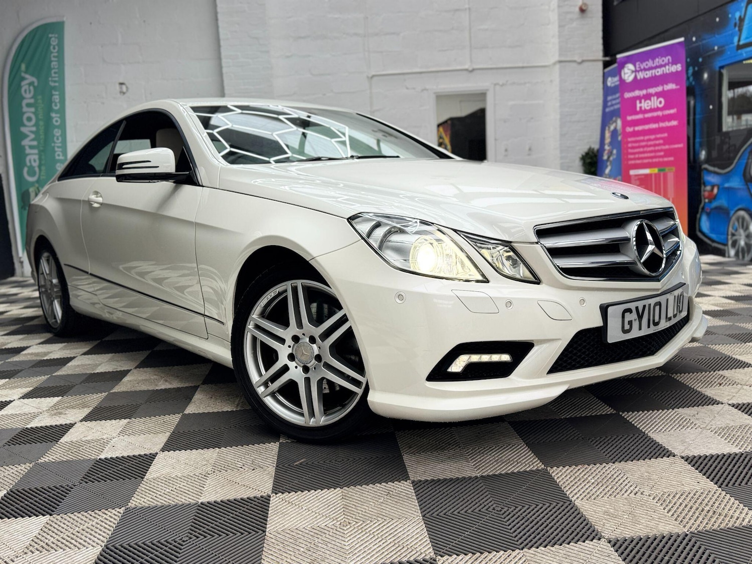 Used Mercedes-Benz E Class 2010 for sale - 77612395: Photo 7